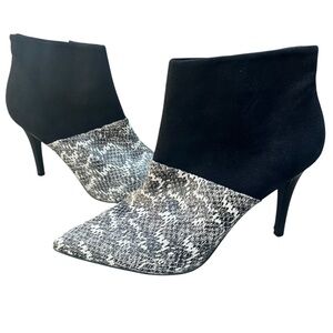 Trina Turk Snake Skin Suede Ankle Boots 9.5 Black Mob Wife Stiletto